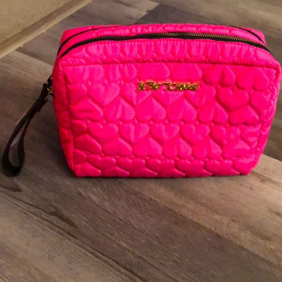 Betsey Johnson Hot Pink Quilted Heart Double Zip Cosmetic Case Makeup Bag NWT - Picture 9 of 16